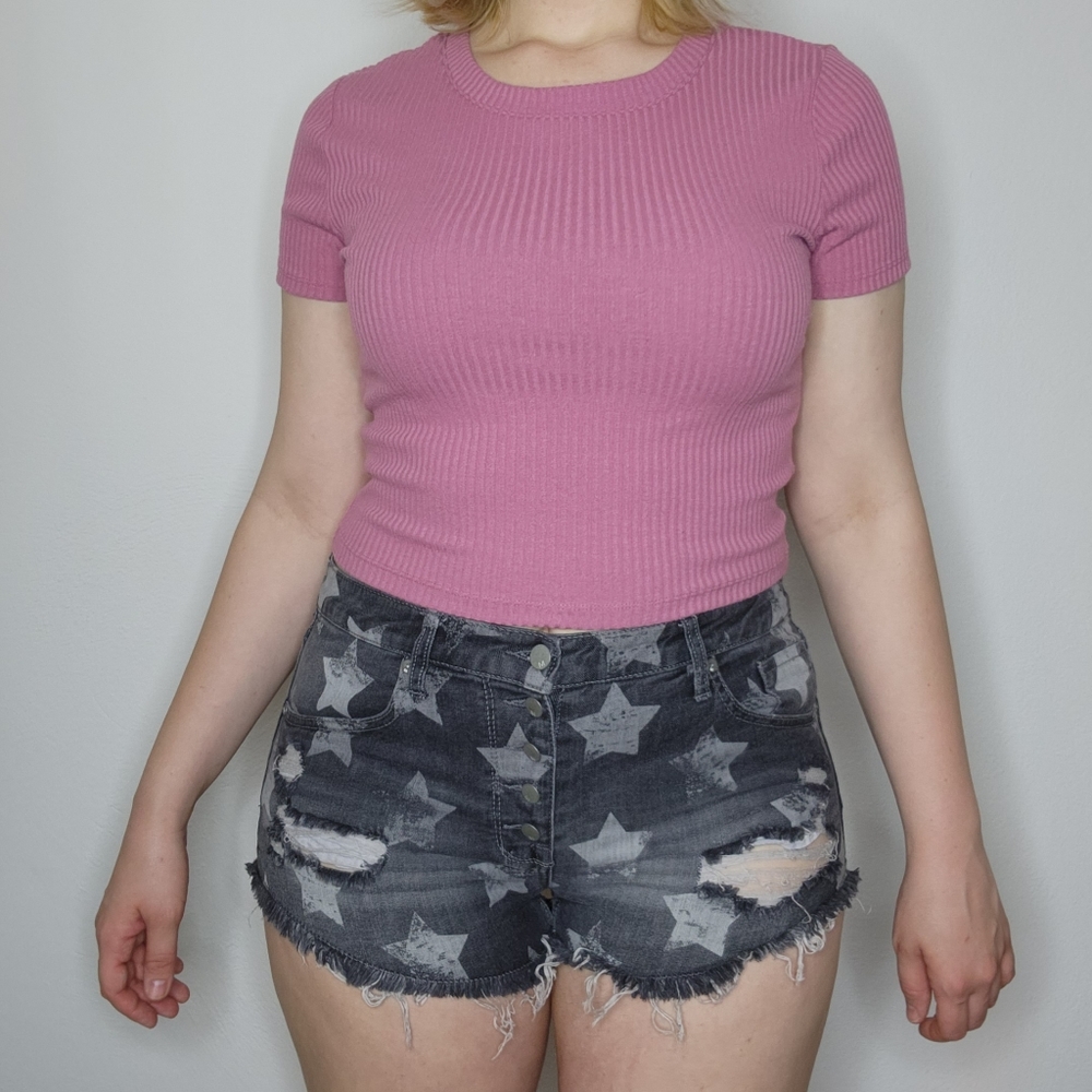 Mid Rise Grey Star Print Distressed Denim Shorts